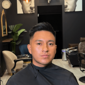 Masterclass - Degradado Medio en Cabello Tenso